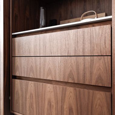 Valon kulkua pähkinäpinnalla