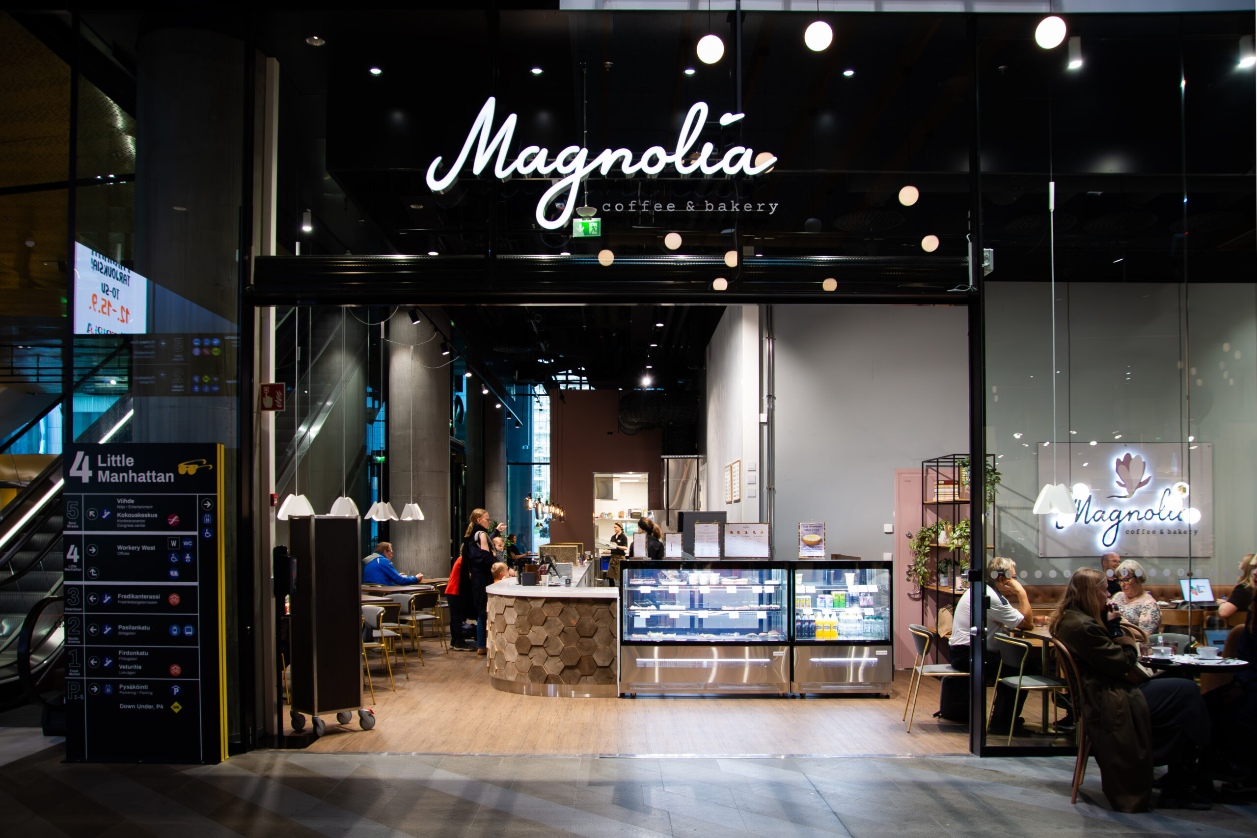 Magnolia Coffee & Bakery, Tripla